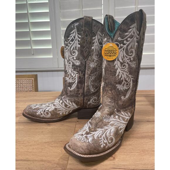 Corral Womens Distressed Filigree Embroidery Western Boots Size 9 NWT Square Toe - Picture 3 of 15
